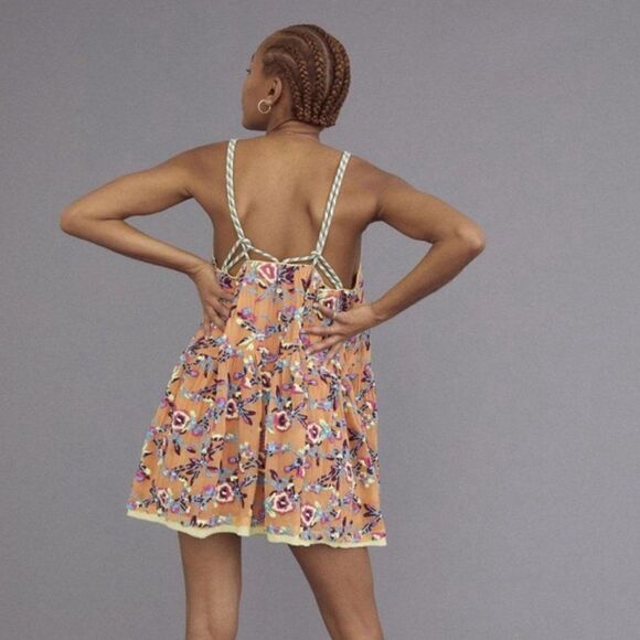 Kimchi Blue Heat Wave Floral Mini Dress sz M NWOT - Picture 3 of 13